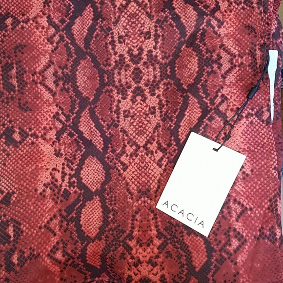 New acacia amber python kuau pareo sarong cover-up - Picture 2 of 6